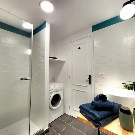Ocean Surf Studio By Tor